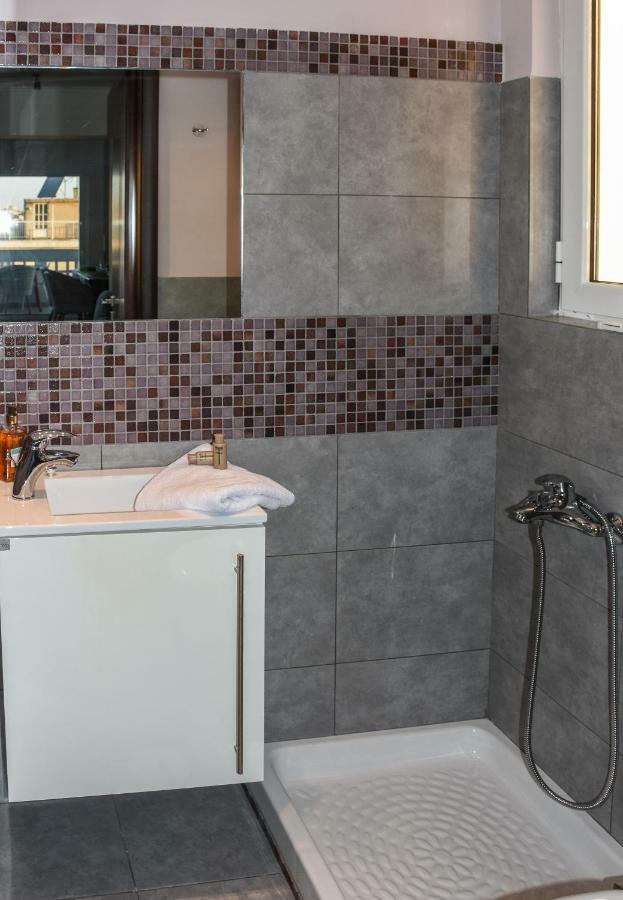 아테네 Boutique Penthouse Next To Stavros Niarchos Foundation 아파트 외부 사진